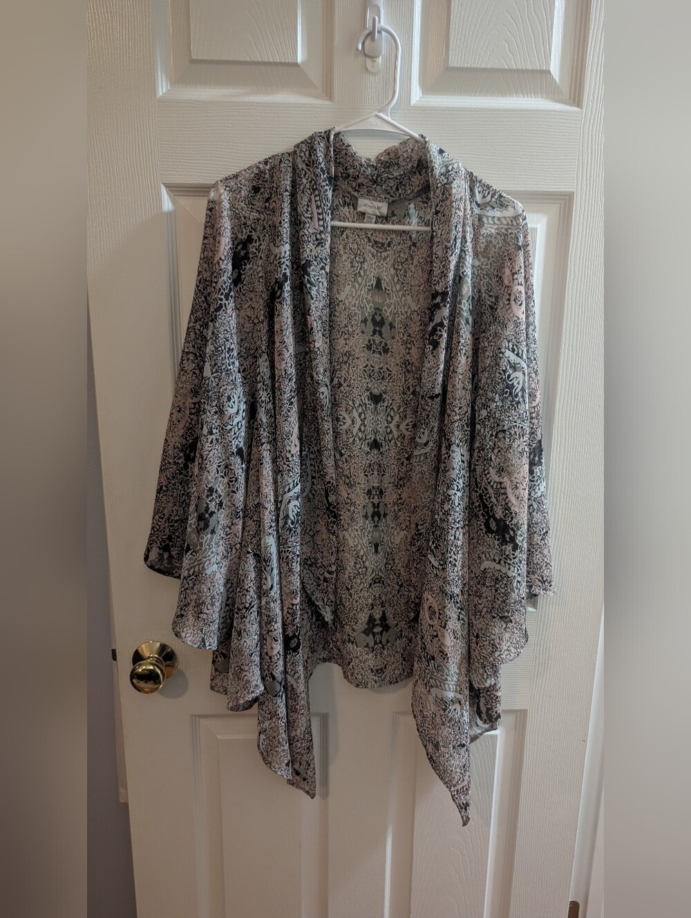 Avenue Black, Blush Pink, and White Printed Open Overprice